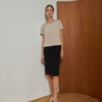 Reversible Basic Blouse II with black floral prints and solid beige