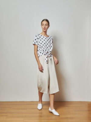 Reversible Cropped Wide Leg Pants with light grey and solid beige