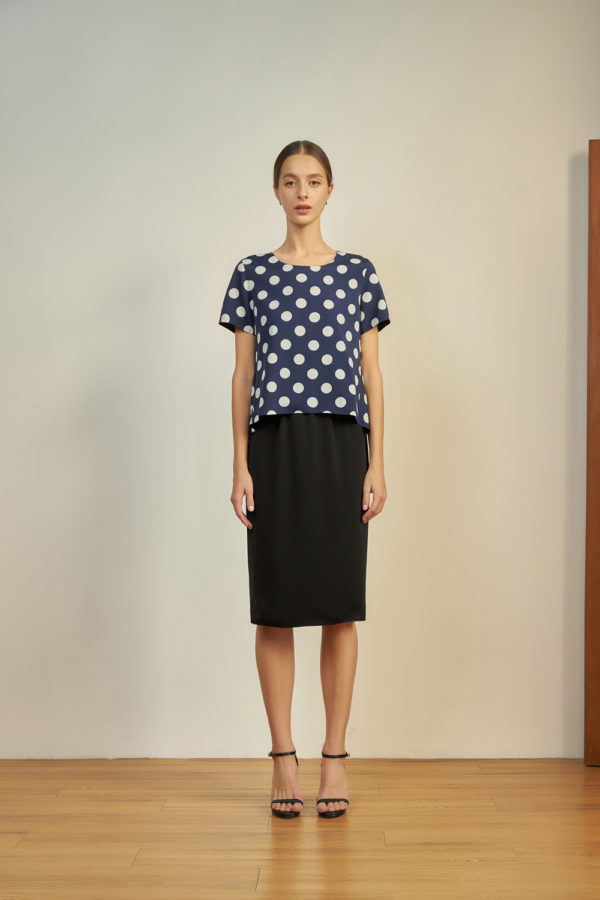 Reversible Midi Pencil Skirt with pink nude and black (reverse side)