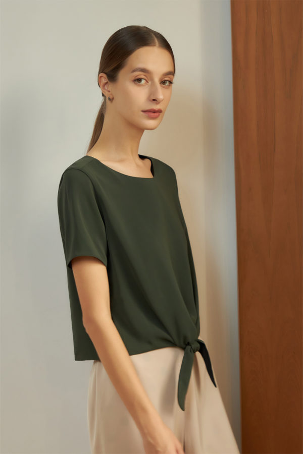 Reversible Tie-Waist Blouse with dark green and black