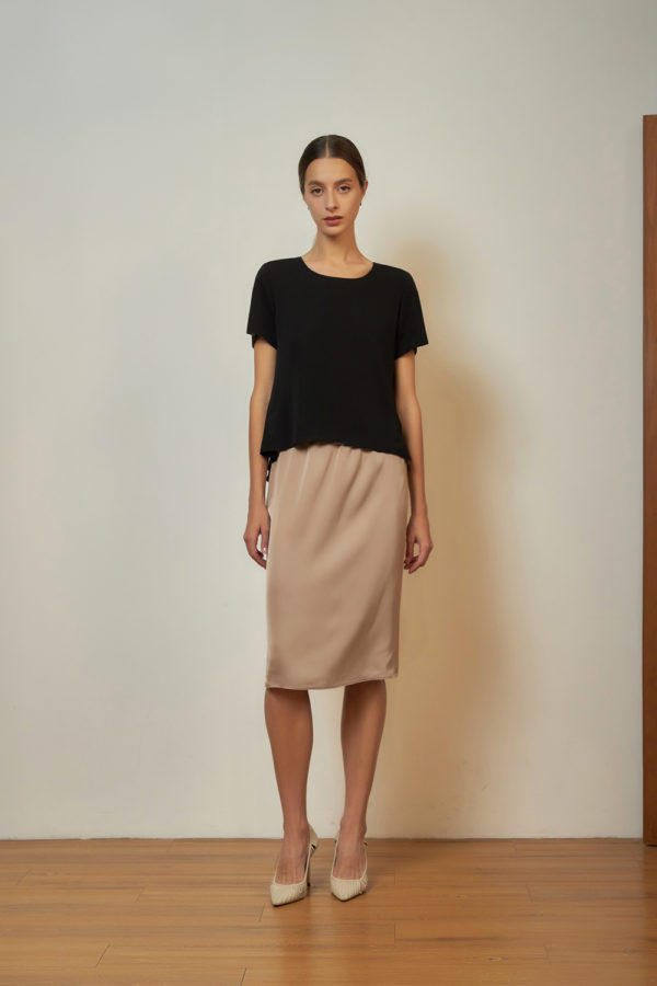 Reversible Midi Pencil Skirt with pink nude and black