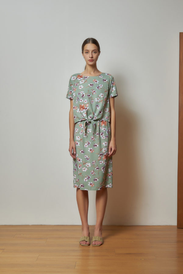 Reversible Midi Pencil Skirt with green floral prints and pink nude