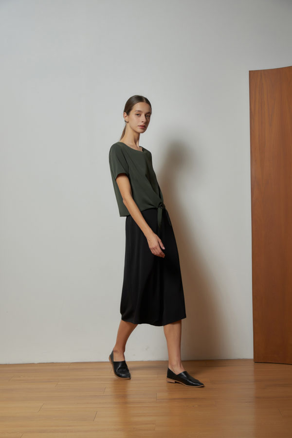 Reversible Cropped Wide Leg Pants with black floral prints and black