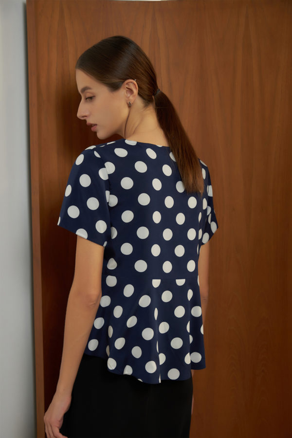 Reversible Basic Blouse II with navy polka dots and black