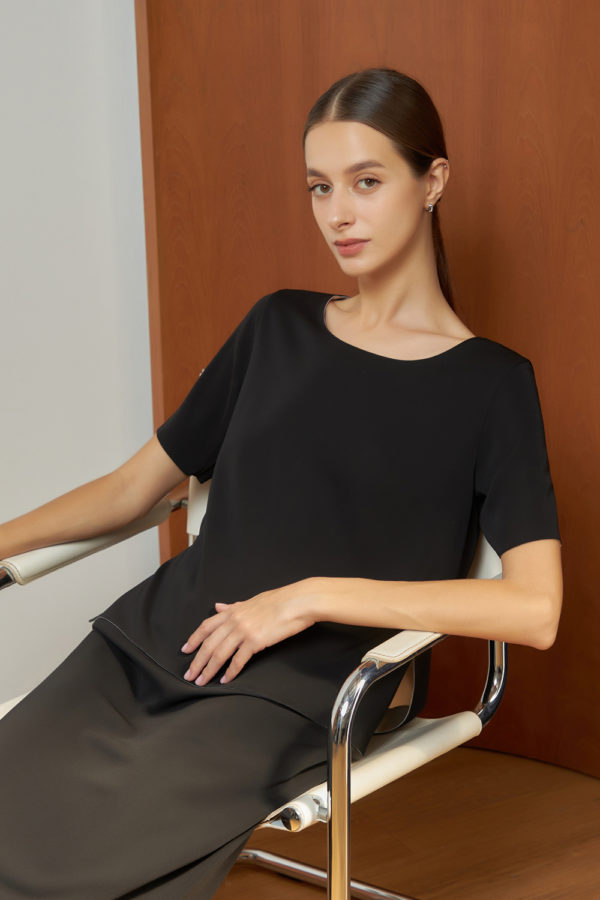 Reversible Basic Blouse I with light grey and black (reverse side)