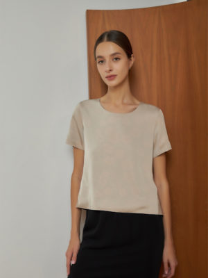 Reversible Basic Blouse II with black floral prints and solid beige (reverse side)